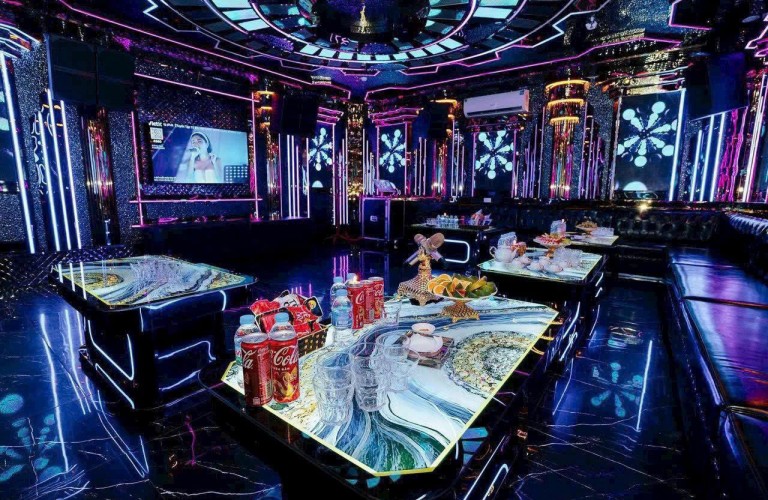 Karaoke 143 Vũ Hải