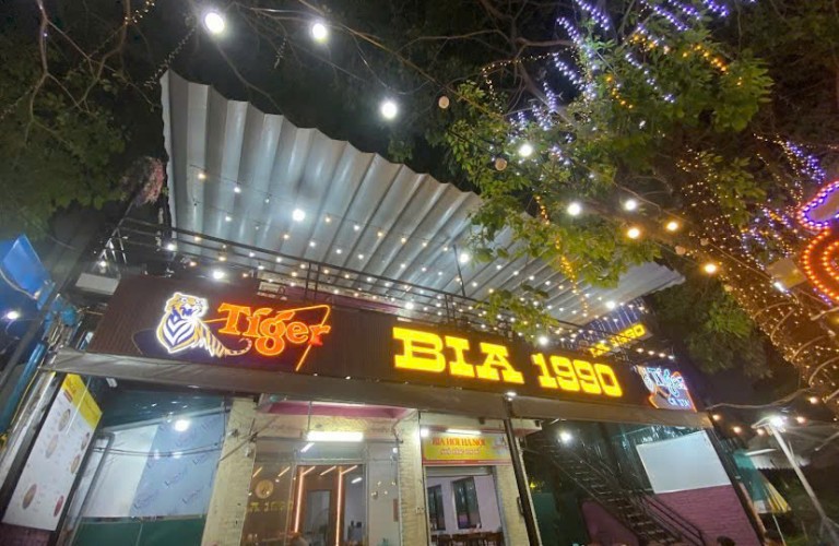 Nhà Hàng Bia 1990 Ven Hồ